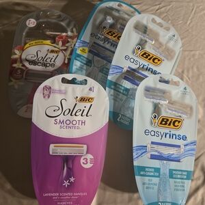 BIC Soleil Smooth Razors - Lavender and Blue